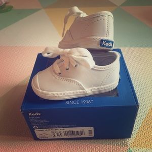 Keds Champion Cap Toe Infant Sneakers White Sz 3